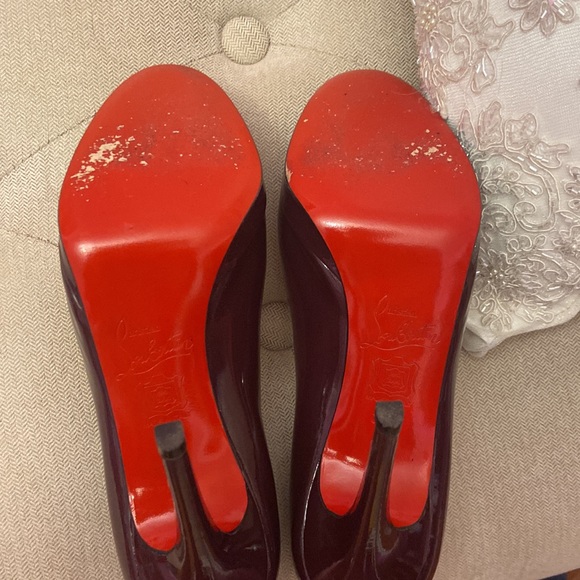 AUTHENTIC CHRISTIAN LOUBOUTIN HEELS - Picture 3 of 6